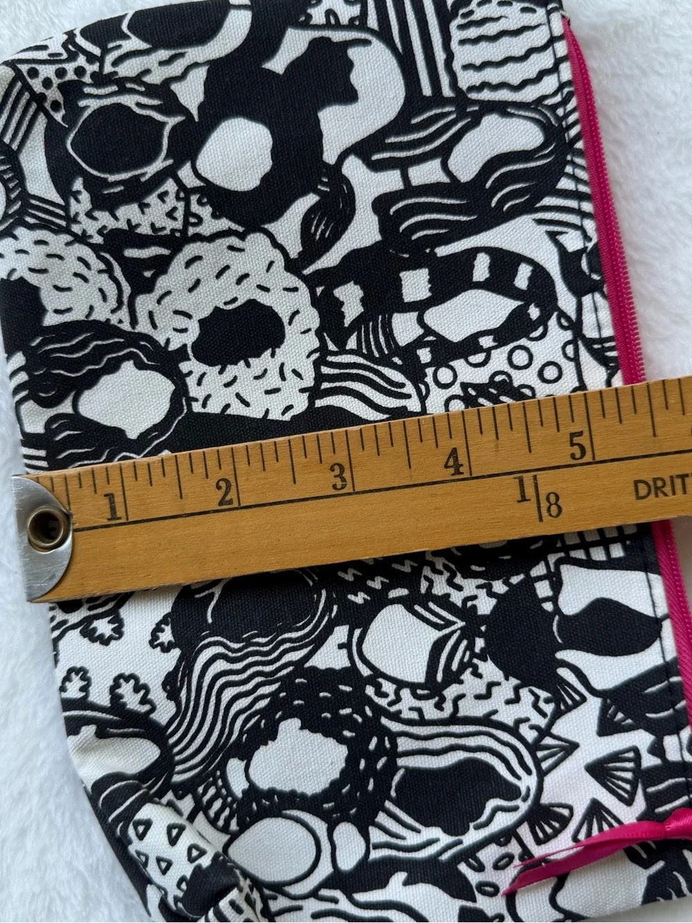 Ipsy Glambag Black & White Cosmetic Pouch with Pink Trim